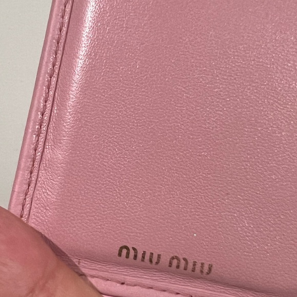 ๐SOLD๐Miu Miu Pink Wallet - Picture 15 of 17